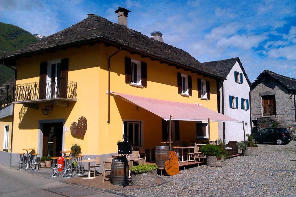 Locanda Poncini Maggia Zewnętrze zdjęcie